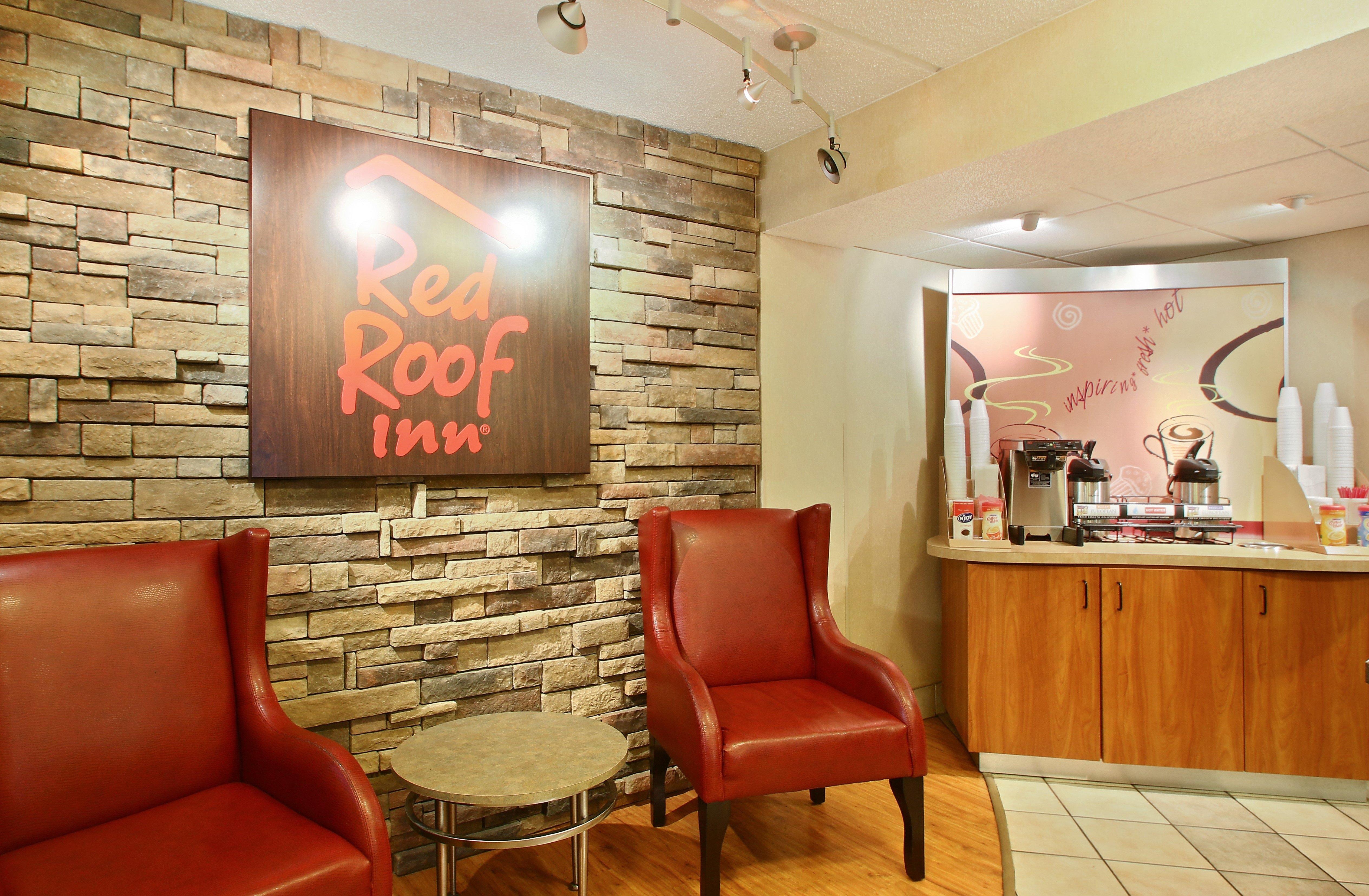 Red Roof Inn Greensboro Coliseum Buitenkant foto